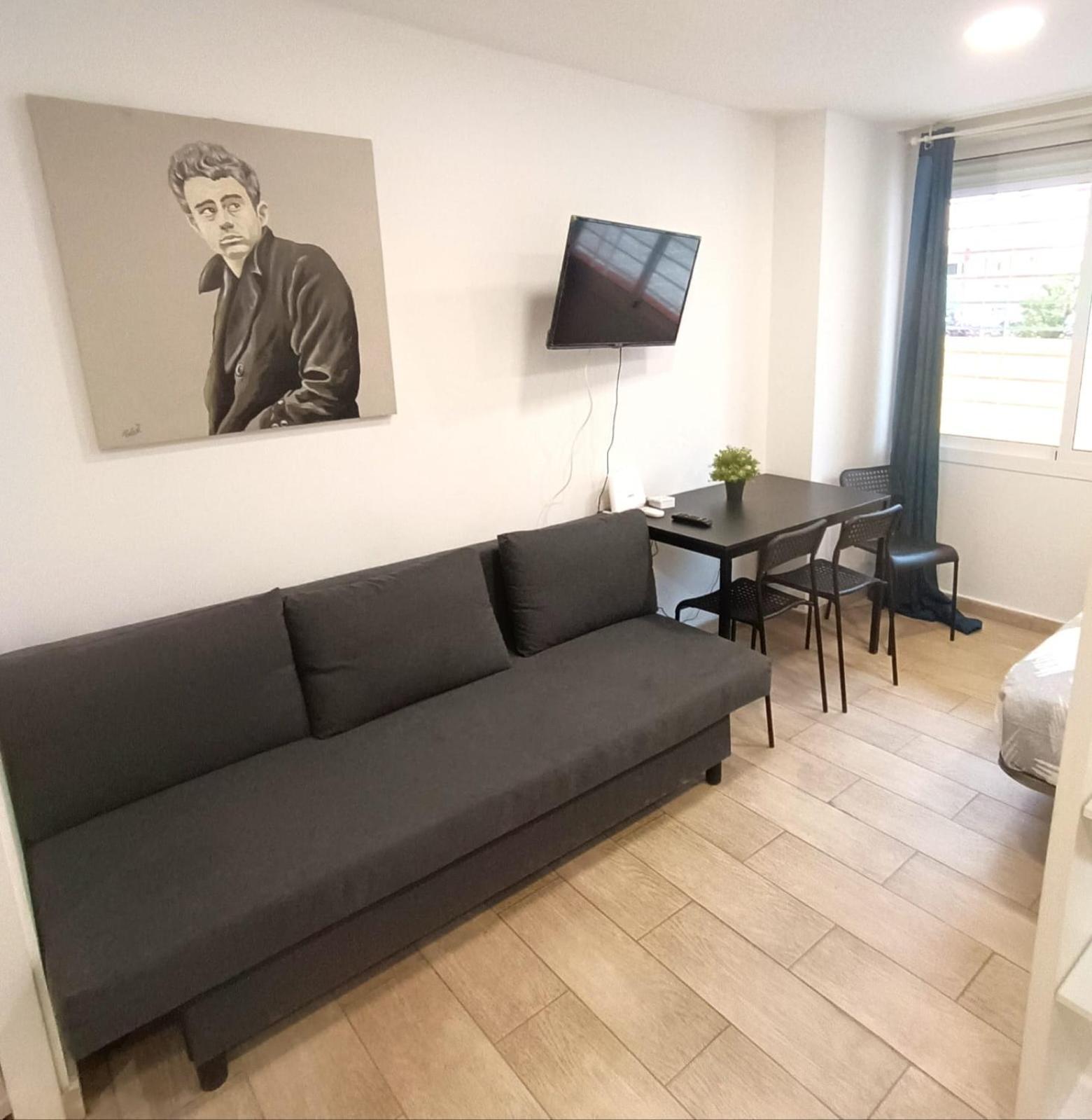 Benalmadena Playa Apartamentos มาลากา ภายนอก รูปภาพ